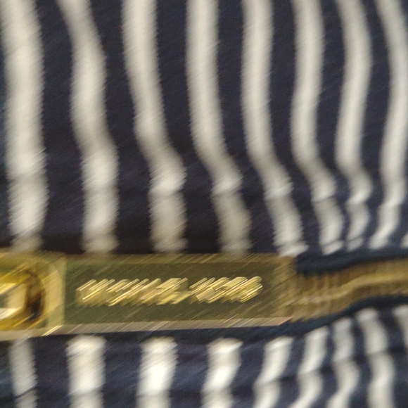 Michael Kors top. - Picture 5 of 7